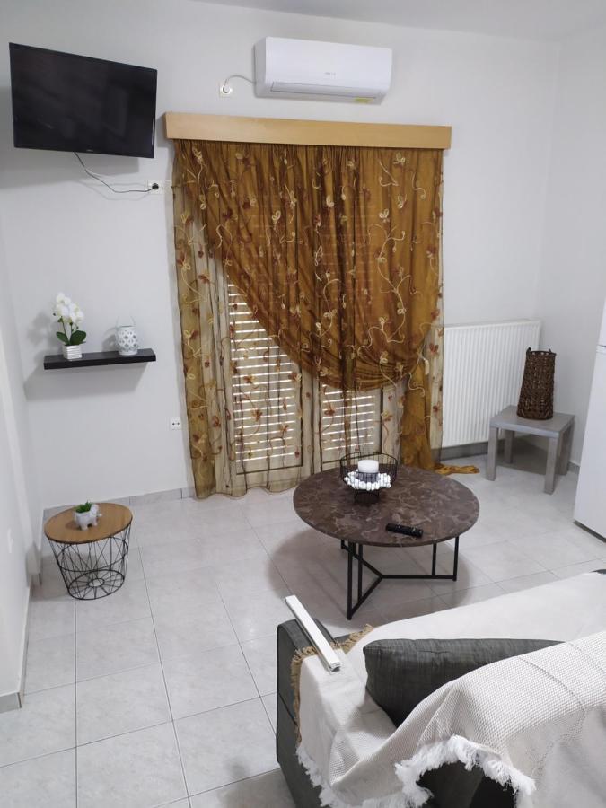 Appartement Seaview Chalkis à Karababás Extérieur photo